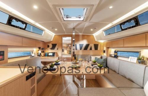 Tekniset tiedot ja arvostelut